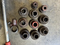 Mixed Lot of Ridgid Manual Ratcheting Pipe Threader No.00-R W/ 10 Die Heads