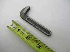 New RIDGID Pipe Wrench Replacement Hook Jaw B26 for a 6&Prime; Wrench 1/8&Prime; &ndash; 3/4&Prime; NOS