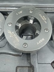 EGA MASTER PIPE THREADING DIE SET&ndash;1/4&Prime; TO 2&Prime; BSPT WITH RATCHET HANDLE HEAVY DUTY
