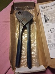 Mil3 CrimpMaker 1/2&Prime; PEX Pipe Compact Crimp Tool USA &ndash; Used, in Original Box, Sh