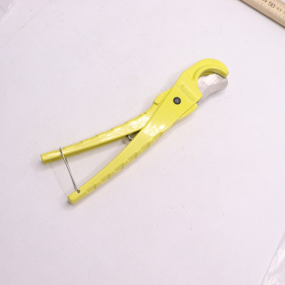 Apollo 1/2 in. to 1 in. Pipe Cutter