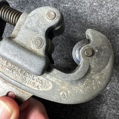 VINTAGE THE RIDGE TOOL CO. RIDGID NO. 00 3/16 TO 1 1/8&Prime; O.D PIPE CUTTER