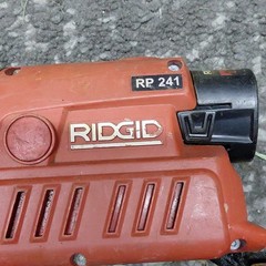 RIDGID RP 241 PEX Press Tool Kit w/ Charger & Batteries, 3/8 in, 1/2 in