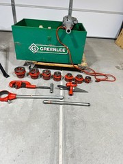 RIDGID 700 T2 PIPE THREADER w NPT 12R heads and dies Set EXC. TOOL