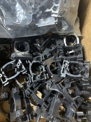 Sioux Chief 524-B4 Bulk Lock Block Supports Box of 50