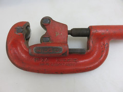 Ridgid Ridge Tool No. 2A 1-2 Heavy Duty Pipe Cutter 1/8&Prime;-2&Prime;