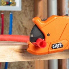 Klein Tools 50044 Precision Ratcheting PVC Pipe Cutter, 1 1/4&Prime;
