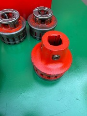 RIDGID Model 700 Power Drive Pipe Threader 12R Die Head Set 1/2-2 NPT Metal Case