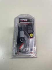 Ridgid 150 1/8 in. to 1-1/8 in. Constant Swing Tubing Cutter #31622