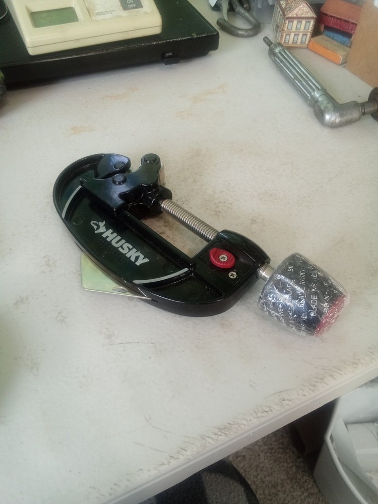 New Husky Pipe Cutter &ndash; 3/8&Prime; to 2 1/8&Prime; OD &ndash; #1000 002 732