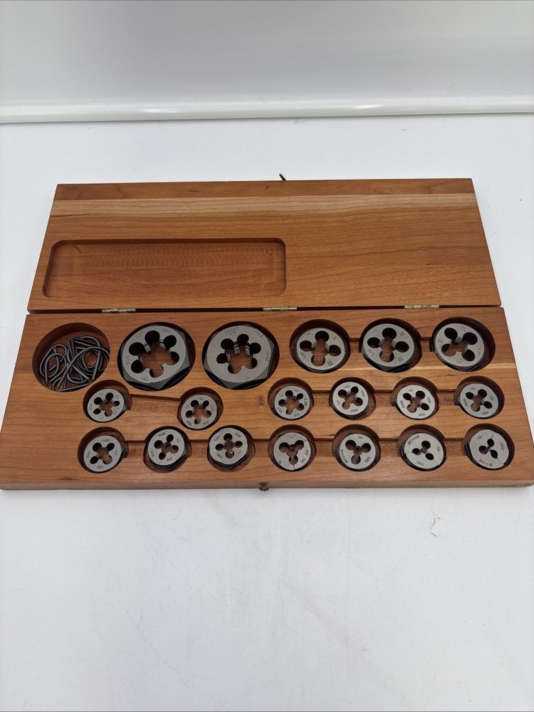 FOUR STAR PRODUCTS Thread Die Repair Kit Metric MODEL S1991M in Wood Box