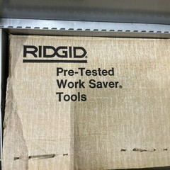 New RIDGID Model No. 65R Ratchet Pipe Threader 1&Prime;-2&Prime; w/ 24&Prime; Handle