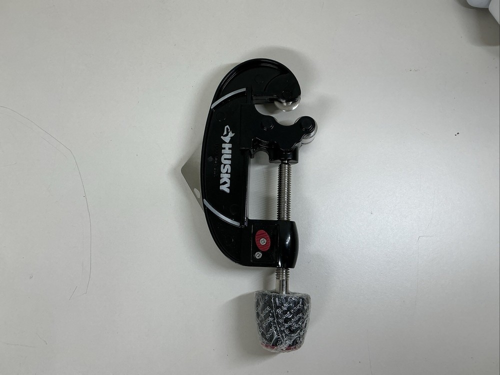 Husky 80-773-111 2-1/8 in. Quick-Release Tube Cutter