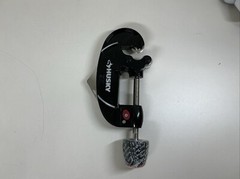 Husky 80-773-111 2-1/8 in. Quick-Release Tube Cutter
