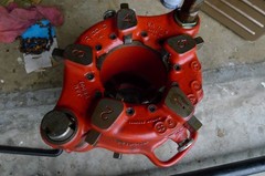 RIDGID 141 RECEDING PIPE THREADER 2 1/2 TO 4&Prime;, JAM PROOF, W,TELESCOPE DRIVE