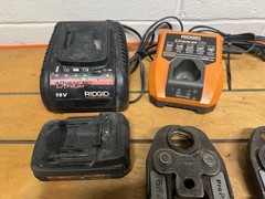 Ridgid RP 200 Press Tool Kit w/3 Jaws, 2 Battery, And 2 Chargers.