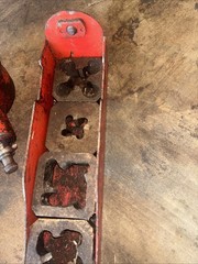 Vintage Craftsman Ratchet Style Pipe Threader 8 Piece Set