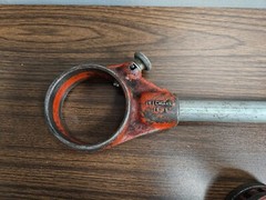Ridgid D-286 12-R Manual ratcheting Pipe Threader w/ 3 Dies 1/2&Prime; 3/4&Prime; & 1&Prime;