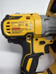 DEWALT 20 V MAX DRAIN SNAKE ( NO SNAKE ,NO BATTERY) JUST TOOL