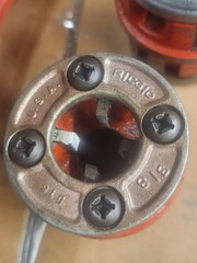 RIDGID 00-R PIPE DIE THREADER WITH DIES 1/4, 3/8&Prime; Excellent Shape. LOT #1