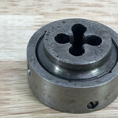 GTD Greenfield Die Little Giant 5/16&Prime; 18 NC Insert Collet Adjustable Pipe Dies