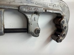 RIDGID #134 TUBING CUTTER 1 1/8&Prime; &ndash; 4 1/2&Prime; CAPACITY