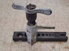 Ridgid 458 Flaring Tool 45 Degree 1/8&Prime;- 3/4&Prime;