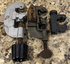 (5)-ASSORTMENT OF PIPE/TUBING CUTTERS, RIDGID CRAFTSMAN, GENERAL. LOT OF FIVE