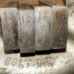 Ridgid 500B Bolt Die Head, 1-1/8 to 2 Inch Capacity w NEW 1-1/8x 7 Dies