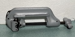 General Tools 126 Pipe Tubing Cutter 2-5/8&Prime; Tubing/PVC &ndash; 1-1/4&Prime; Iron &ndash; US Made