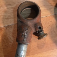 RIDGID #00-R RATCHETING THREADING WRENCH + 3 DIE HEADS 3/8&Prime; 1/2&Prime; & 1&Prime;