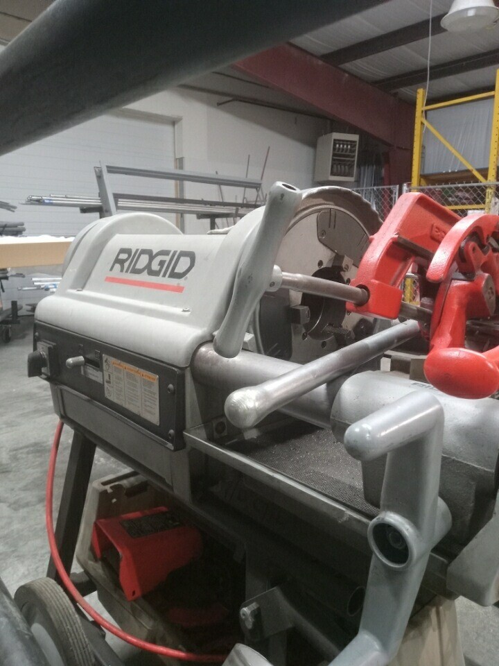 RIDGID 300-T2 Pipe Threading Machine