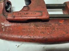Ridged No. 4-S Heavy Duty 2- 4&Prime; Pipe Cutter Elyria Ohio U.S.A.