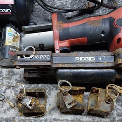 RIDGID RP 241 PEX Press Tool Kit w/ Charger & Batteries, 3/8 in, 1/2 in