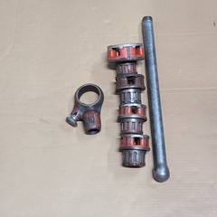 Free Ship Option READ RIDGID Pipe Threading Ratchet Head Handle 4 Dies 1&Prime; &frac34;&rdquo; &frac12;&rdquo;