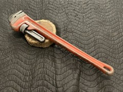 Ridgid 24&Prime; Pipe Wrench &ndash; Ridge Tool Co. &ndash; Heavy Duty &ndash; USA