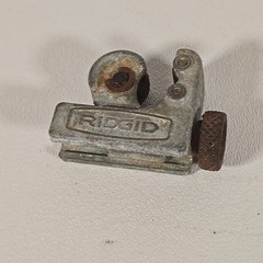 Vintage Rigid No. 104 Tube Cutter Ridge Tool Co