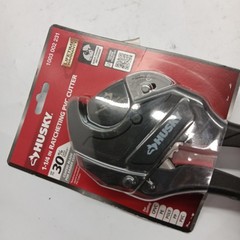 Husky Ratcheting 1-1.25&Prime; PVC Cutter 1 hand release