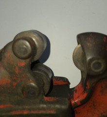 RIDGID Model 2-A Adjustable Heavy-Duty Pipe Cutter 1/8 in. to 2 in. Capacity