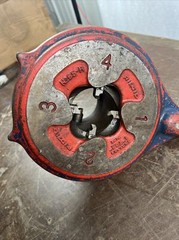 RIDGID No 65-R Manual Receding Universal Pipe Threader 1&Prime; to 2&Prime; Capacity VD 2