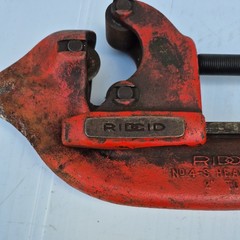 RIDGID USA No. 4-S HEAVY DUTY 2&Prime; &ndash; 4&Prime; Metal Pipe Cutter Cutting Plumber Tool