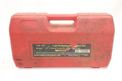 Central Forge Ratcheting Pipe Threader Tool Kit Set 30027 w/ 3 Dies