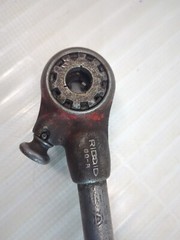 RIDGID Ratchet Pipe Threader 00-R Manual 1/2&Prime; NPT Die AS IS