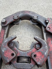Reed H-4 Hinged 4-Wheel Pipe Cutter 2&Prime;&ndash;4&Prime; Steel Stainless Cast Iron Pipe Used