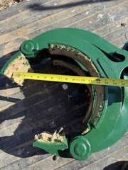 12&rdquo; Twelve Inch Pipe Lifting Carrying Tong Tongs Clamp