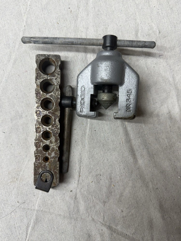 RIDGID no. 345 Flaring Tool 45˚ SAE Flares 3/16&Prime; &ndash; 5/8&Prime; Made in USA