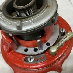 New RIDGID Model No. 65R Ratchet Pipe Threader 1&Prime;-2&Prime; w/ 24&Prime; Handle