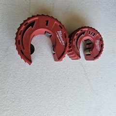 Milwaukee Close Quarters Tubing Cutters 1&Prime; & 1/2&Prime; USED