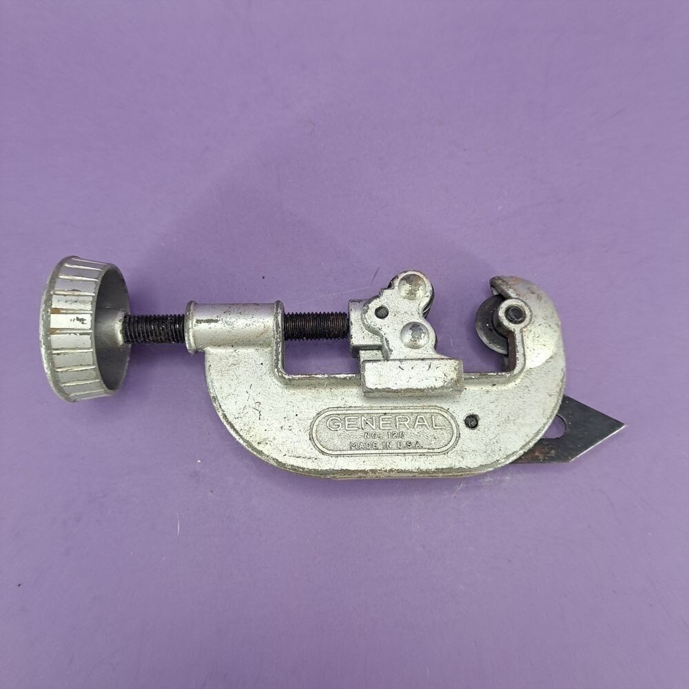 General No 124 Vintage Pipe Tubing Cutter Tool Made in USA Plumbing Hand Tool