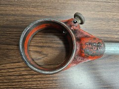 Ridgid D-286 12-R Manual ratcheting Pipe Threader w/ 3 Dies 1/2&Prime; 3/4&Prime; & 1&Prime;